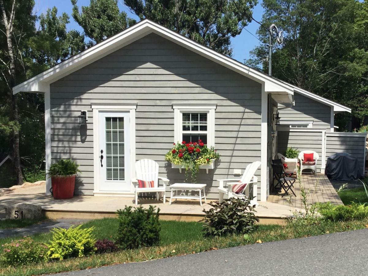 Mahone Bay Hide-Away Apartment Bagian luar foto